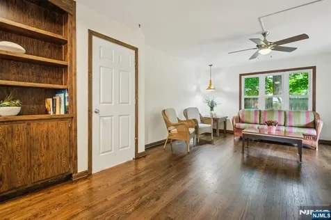 131 Harper Terrace Cedar Grove NJ 07009
