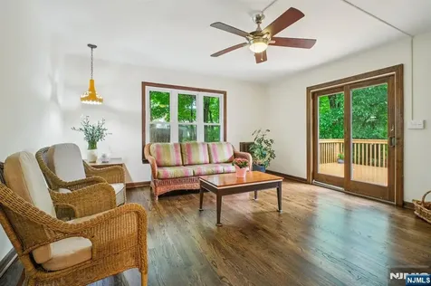 131 Harper Terrace Cedar Grove NJ 07009