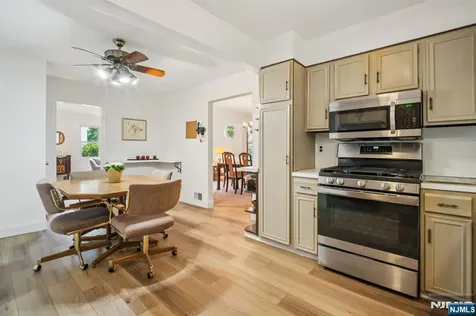131 Harper Terrace Cedar Grove NJ 07009