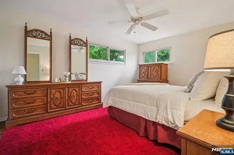131 Harper Terrace Cedar Grove NJ 07009