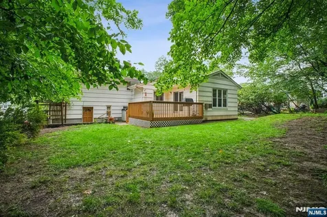 131 Harper Terrace Cedar Grove NJ 07009
