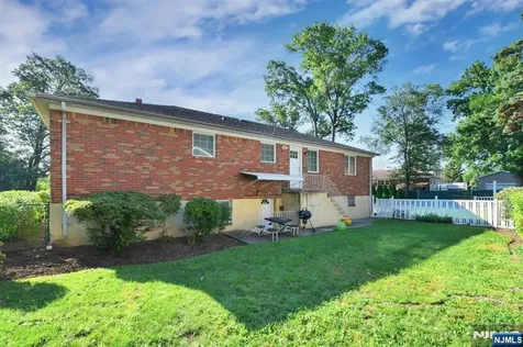 34 Marjorie Terrace Englewood Cliffs NJ 07632