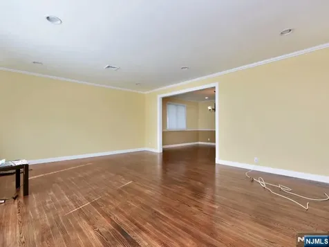 34 Marjorie Terrace Englewood Cliffs NJ 07632