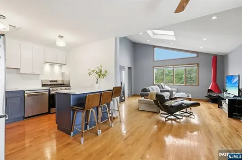281 Columbia Avenue Cliffside Park NJ 07010