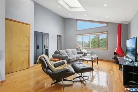 281 Columbia Avenue Cliffside Park NJ 07010