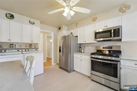 28 Parsons Court Mahwah NJ 07430