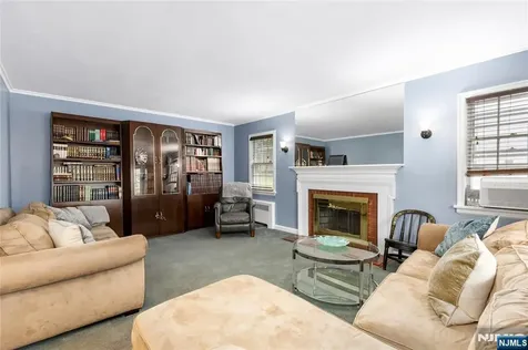 403 South Parkway Clifton NJ 07014