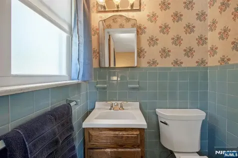40 Furman Drive Emerson NJ 07630
