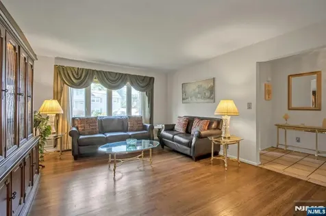40 Furman Drive Emerson NJ 07630