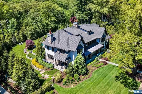 210 Heights Road Ridgewood NJ 07450