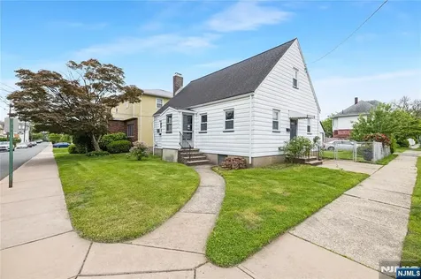 41 Hazelton Street Ridgefield Park NJ 07660