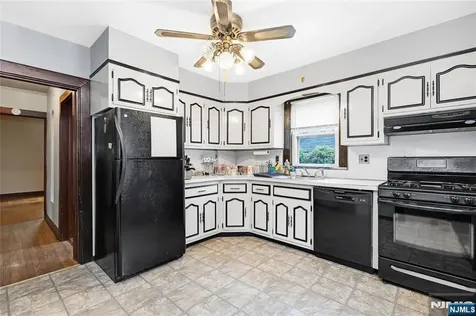 41 Hazelton Street Ridgefield Park NJ 07660