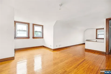 41 Hazelton Street Ridgefield Park NJ 07660