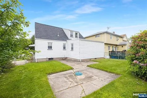 41 Hazelton Street Ridgefield Park NJ 07660