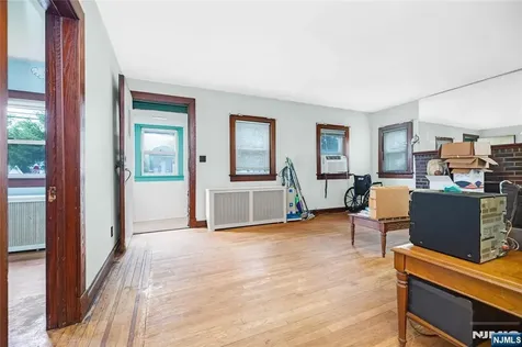 41 Hazelton Street Ridgefield Park NJ 07660