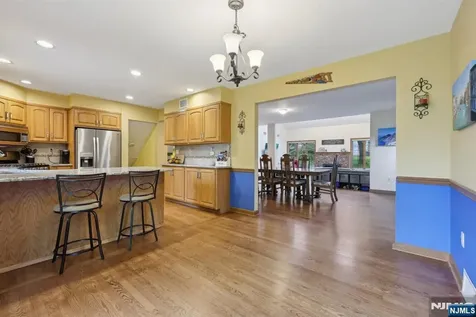 151 Busteed Drive Midland Park NJ 07432