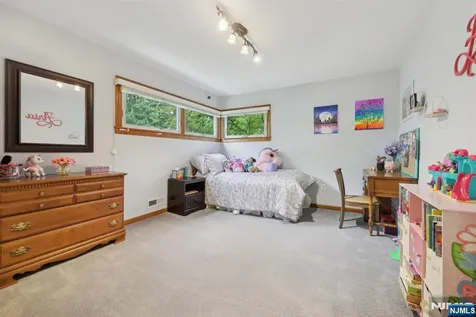 151 Busteed Drive Midland Park NJ 07432