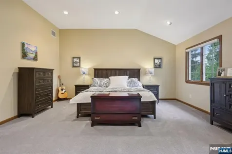 151 Busteed Drive Midland Park NJ 07432