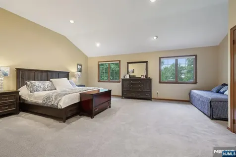 151 Busteed Drive Midland Park NJ 07432