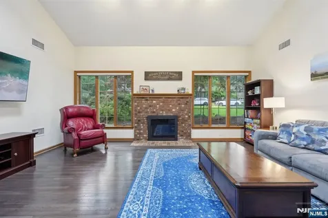 151 Busteed Drive Midland Park NJ 07432