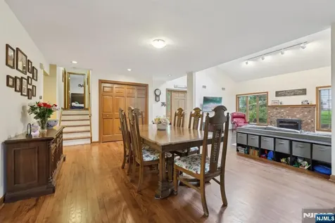 151 Busteed Drive Midland Park NJ 07432
