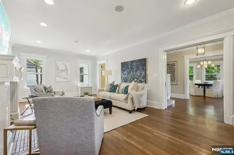 153 Hope Street Ridgewood NJ 07450