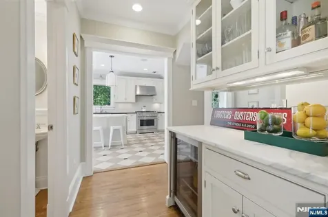 153 Hope Street Ridgewood NJ 07450