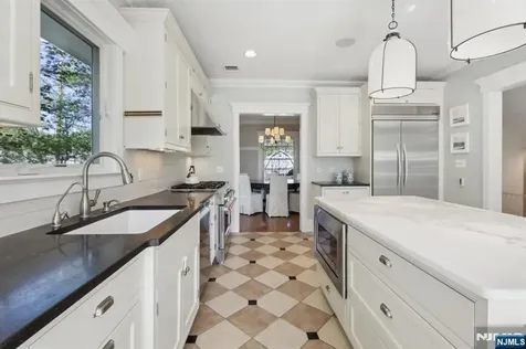 153 Hope Street Ridgewood NJ 07450