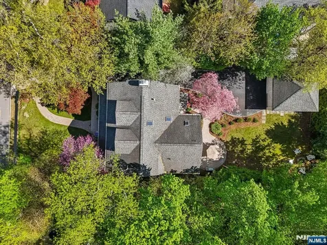 153 Hope Street Ridgewood NJ 07450