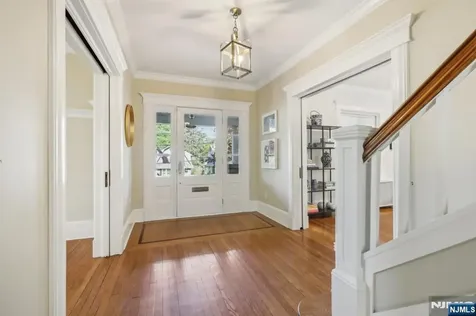 153 Hope Street Ridgewood NJ 07450