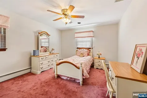 238 Spring Valley Road Park Ridge NJ 07656
