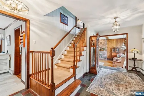238 Spring Valley Road Park Ridge NJ 07656