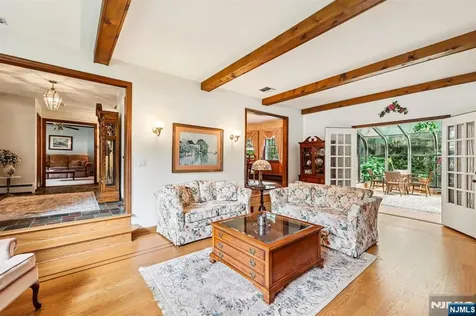 238 Spring Valley Road Park Ridge NJ 07656