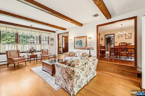 238 Spring Valley Road Park Ridge NJ 07656
