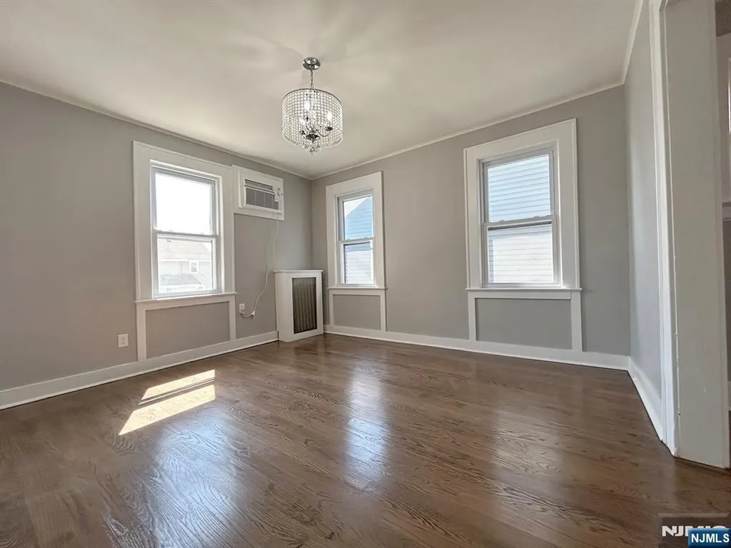 32 Bell Street Belleville NJ 07109