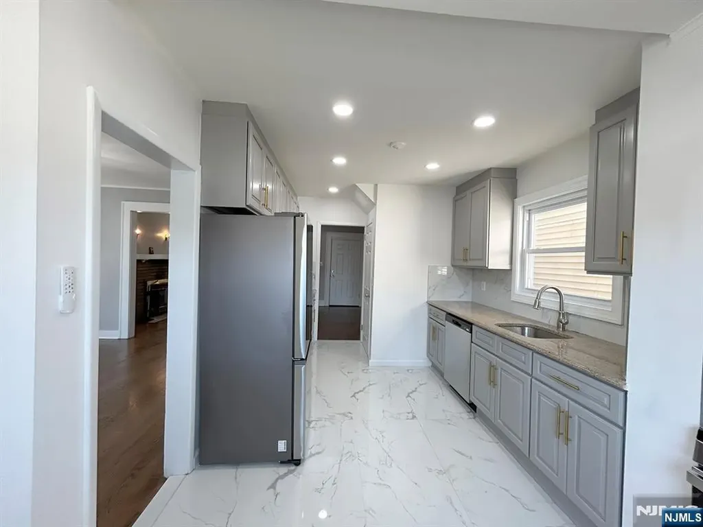 32 Bell Street Belleville NJ 07109