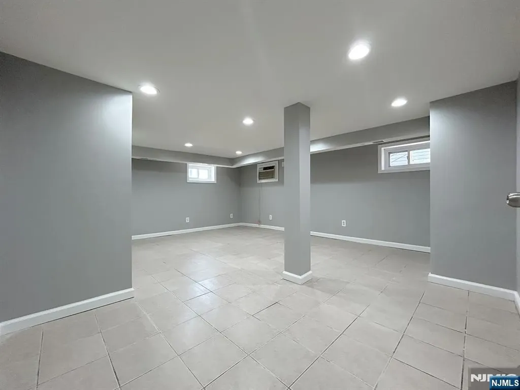 32 Bell Street Belleville NJ 07109