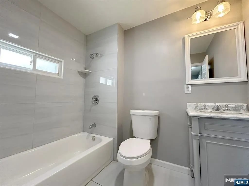 32 Bell Street Belleville NJ 07109