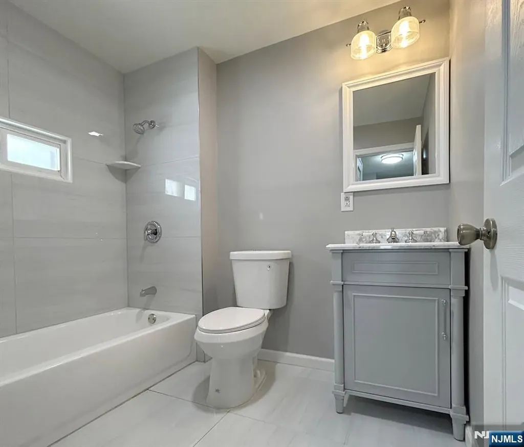 32 Bell Street Belleville NJ 07109