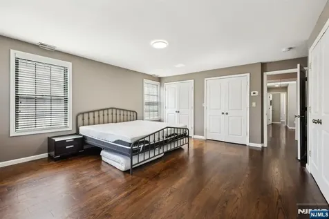 94 Westervelt Place Cresskill NJ 07626