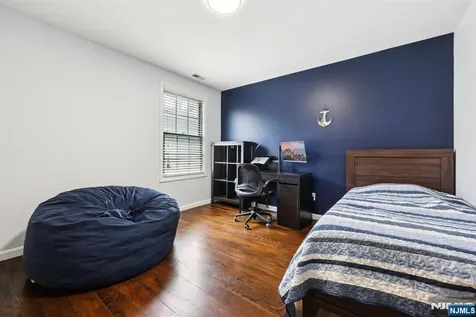 94 Westervelt Place Cresskill NJ 07626