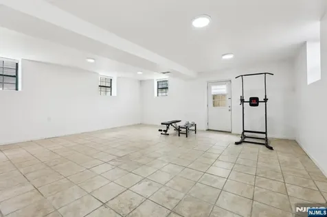 94 Westervelt Place Cresskill NJ 07626