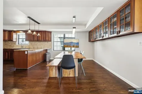 94 Westervelt Place Cresskill NJ 07626