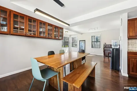 94 Westervelt Place Cresskill NJ 07626