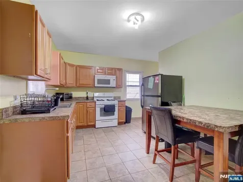 567 Mcchesney Street Orange NJ 07050