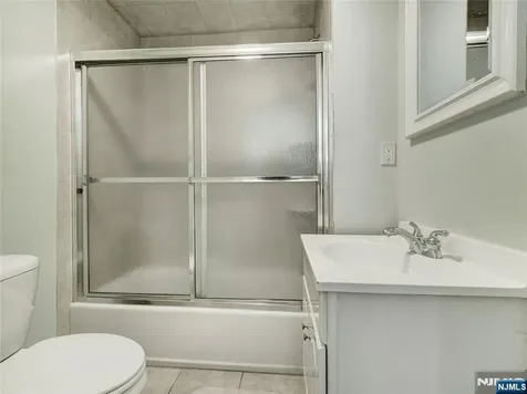 567 Mcchesney Street Orange NJ 07050