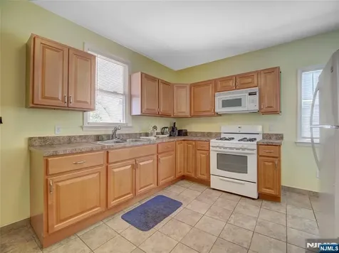 567 Mcchesney Street Orange NJ 07050