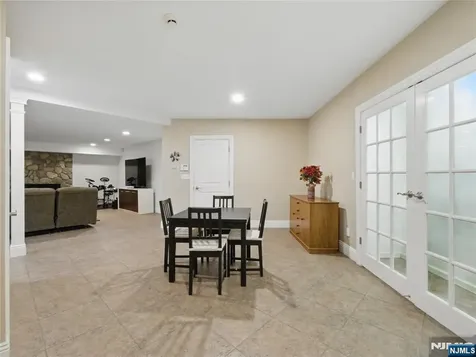 397 Castle Drive Englewood Cliffs NJ 07632