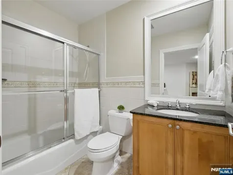 397 Castle Drive Englewood Cliffs NJ 07632