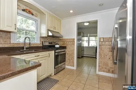 138 Madison Avenue Midland Park NJ 07432
